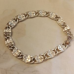 Vintage Sarah Coventry "Echo" silver tone Bracelet